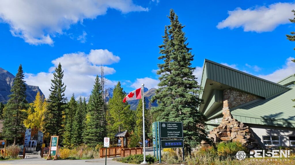 Canada - Calgary und Banff 15 Canada, Calgary, Banff, Lake Louise Visitor Center